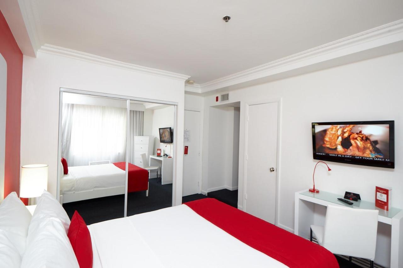 מיאמי ביץ' Red South Beach Hotel מראה חיצוני תמונה